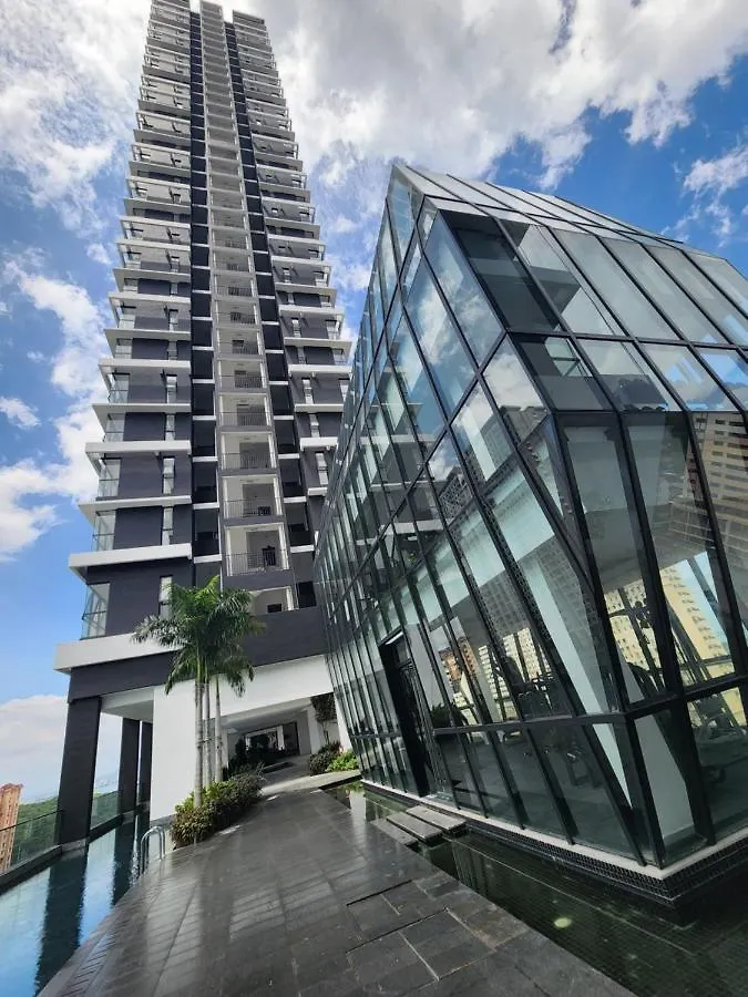 Апартаменты Executive Premium Urban Suites - Jelutong Малайзия