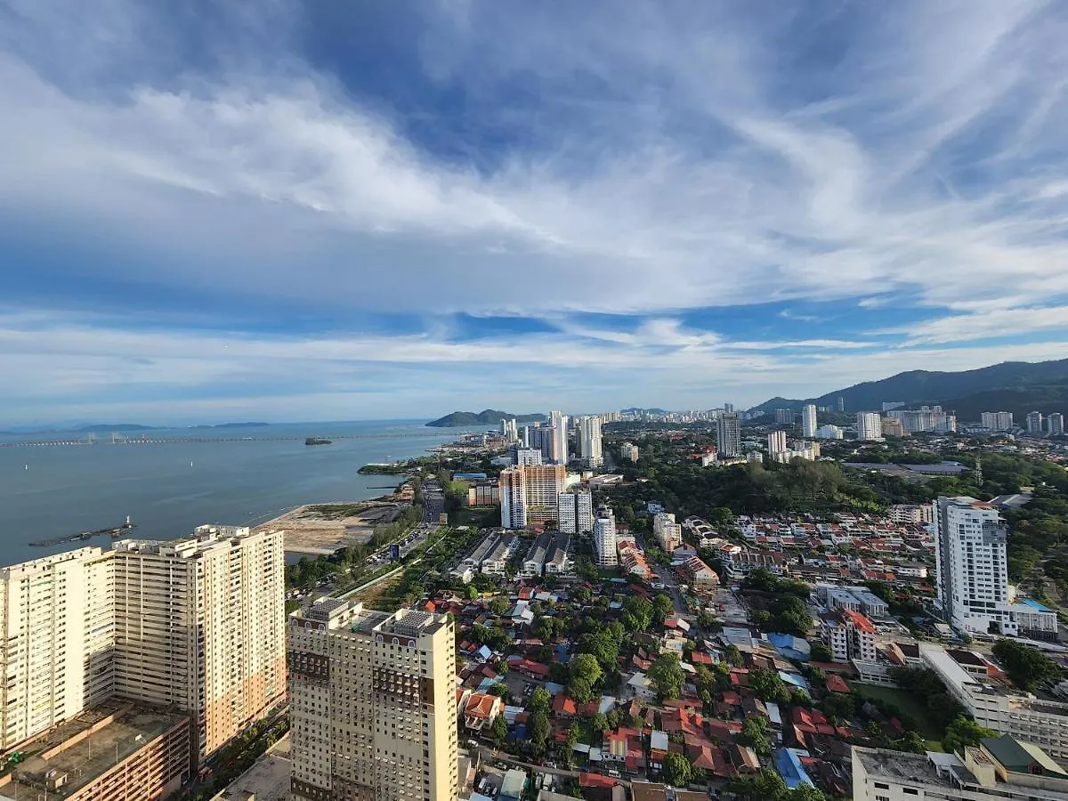 Апартаменты Executive Premium Urban Suites - Jelutong Малайзия