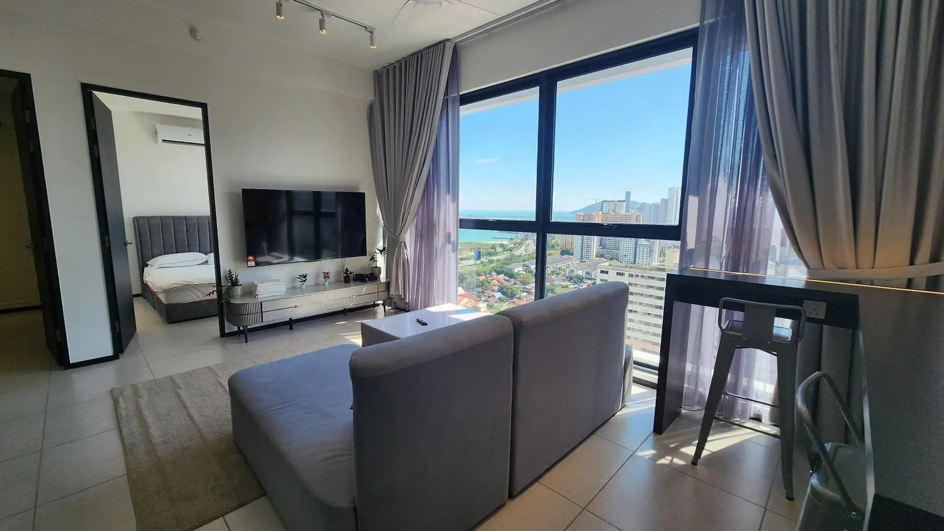 Апартаменты Executive Premium Urban Suites - Jelutong