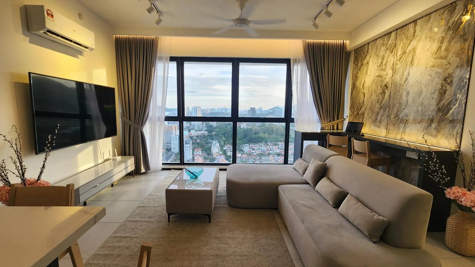 Executive Premium Urban Suites - Jelutong Малайзия