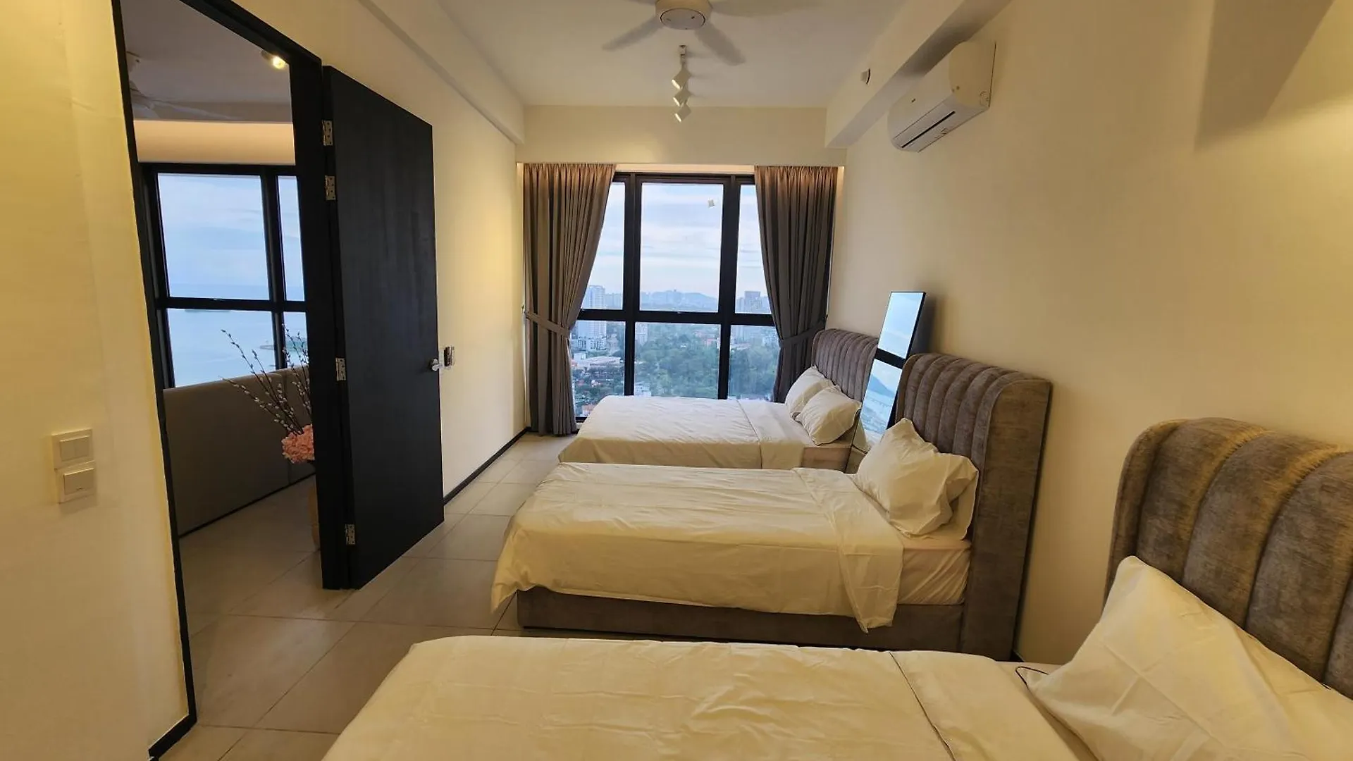 Executive Premium Urban Suites - Jelutong Апартаменты